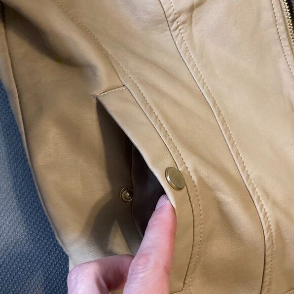 Guess Leather Jacket - Women's Size Small NWOT - Picture 11 of 14